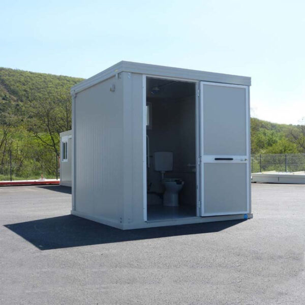 NUEVO BLOQUE SANITARIO ACCESIBLE CON INODORO Y LAVABO ACCESIBLES